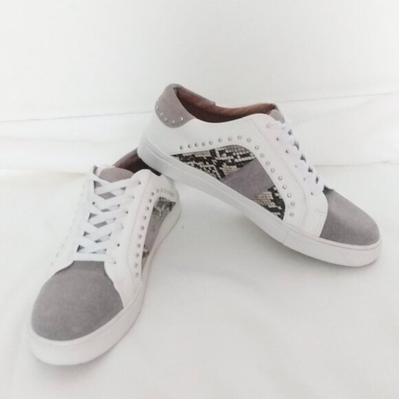 Steve Madden Annita snake/ stud sneakers EUC - Picture 4 of 5